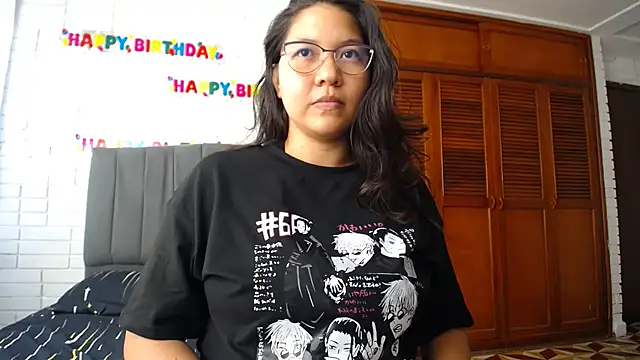 Naia Stant online show from 10/16/25, 08:21