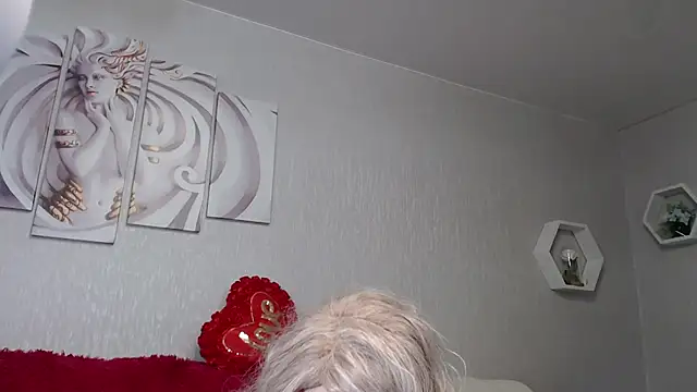 DorisBest online show from 10/25/25, 05:04