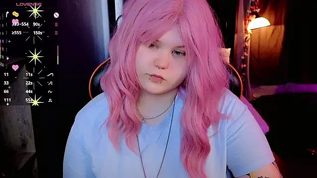 fillisfox  online show from 03/13/26, 10:33