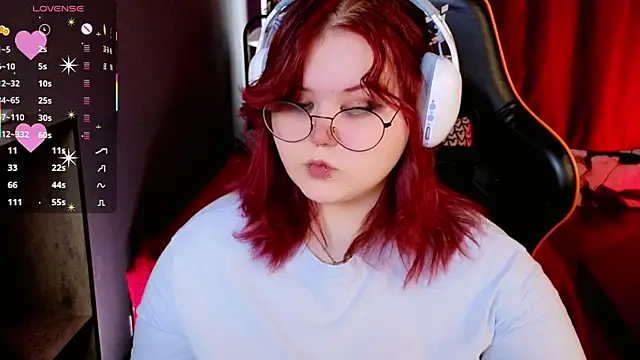 fillisfox  online show from 04/04/26, 10:46