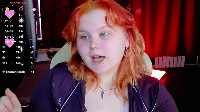 fillisfox  online show from 04/18/26, 10:19