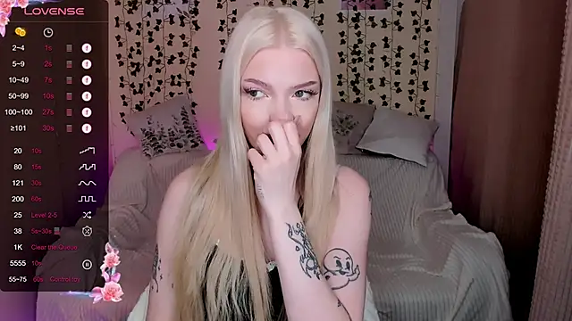 AnyaTaylor  online show from 12/02/25, 02:17