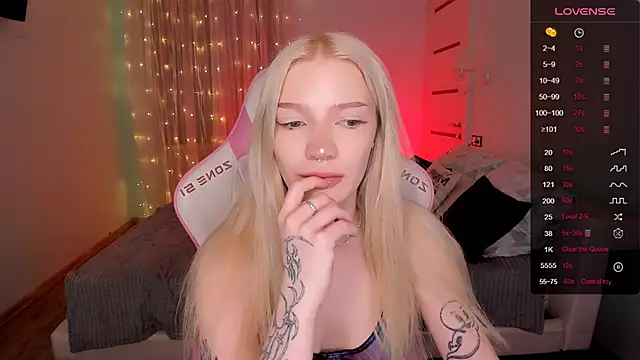 Snapshot of AnyaTaylor_ chatting on 02/08/26, 02:26 AnyaTaylor online show from 02/08/26, 02:26