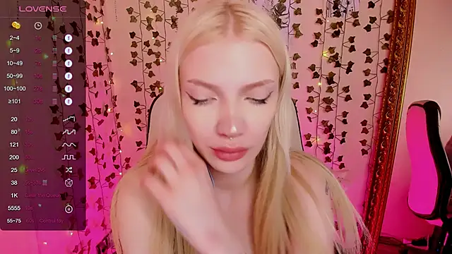 Snapshot of AnyaTaylor_ chatting on 02/21/26, 08:15 AnyaTaylor online show from 02/21/26, 08:15