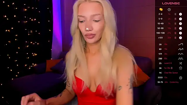 Snapshot of AnyaTaylor_ chatting on 03/01/26, 08:16 AnyaTaylor online show from 03/01/26, 08:16