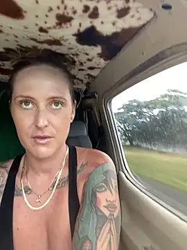 OdetteDelane online show from 10/10/25, 06:34