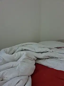 Snapshot of Michou02xXx chatting on 09/28/25, 07:03 Michou02xXx online show from 09/28/25, 07:03