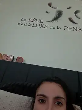 Snapshot of Michou02xXx chatting on 03/11/26, 12:22 Michou02xXx online show from 03/11/26, 12:22