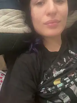 kendrafarq online show from 04/20/26, 07:04