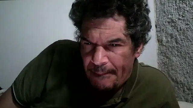 twitshe online show from 10/21/25, 10:54