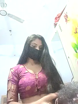 Snapshot of Hot-Soniya733 chatting on 10/28/25, 07:38 Hot-Soniya733 online show from 10/28/25, 07:38