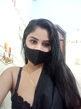 Hot-Soniya733 online show from 11/24/25, 04:40