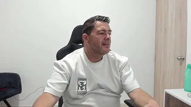 massimo dannger online show from 09/28/25, 10:31