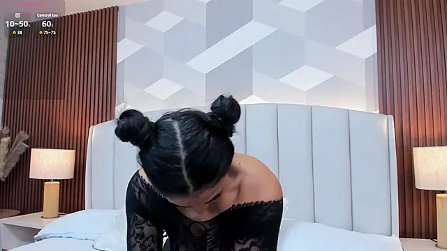 Mommy Naughty online show from 09/17/25, 11:12