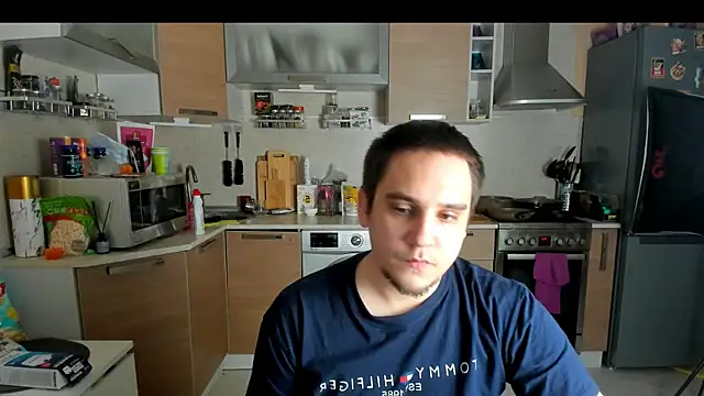 Snapshot of Bear_Beer130 chatting on 05/21/26, 04:03 Bear Beer130 online show from 05/21/26, 04:03