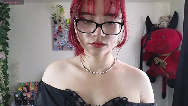 MiaVelvetDoll online show from 07/23/26, 02:15