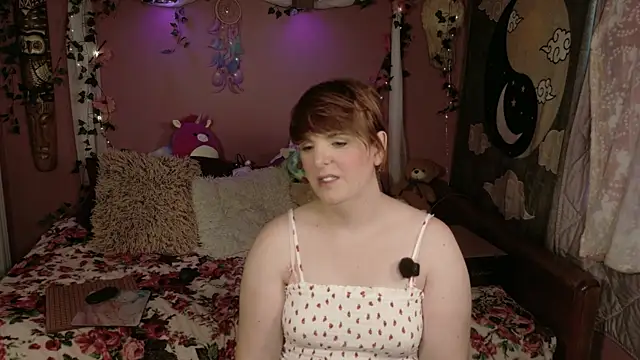 Snapshot of Maddy_cat_91 chatting on 07/27/26, 03:19 Maddy cat 91 online show from 07/27/26, 03:19