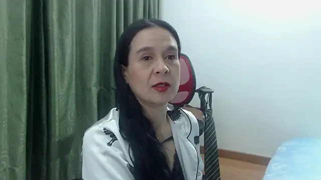 Aileendarkhot online show from 12/20/25, 05:47