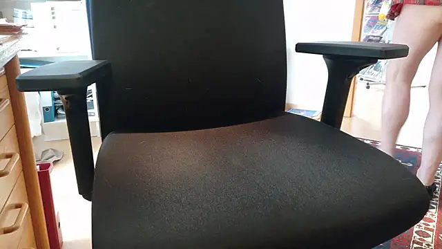 Snapshot of circus_bear@xh chatting on 07/02/26, 03:29 circus bearxh online show from 07/02/26, 03:29