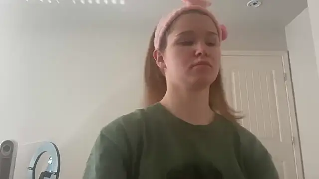 Riley ray69 online show from 12/15/25, 03:38