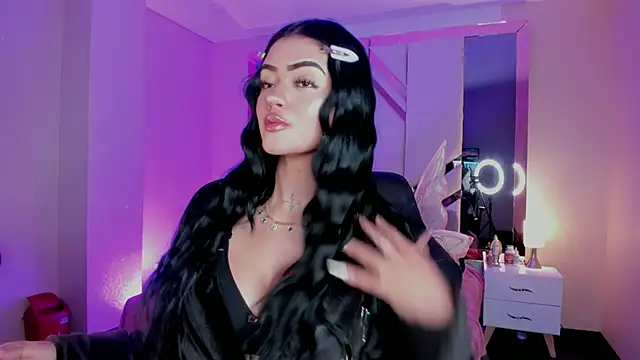 EmmaStonns online show from 11/12/25, 01:44