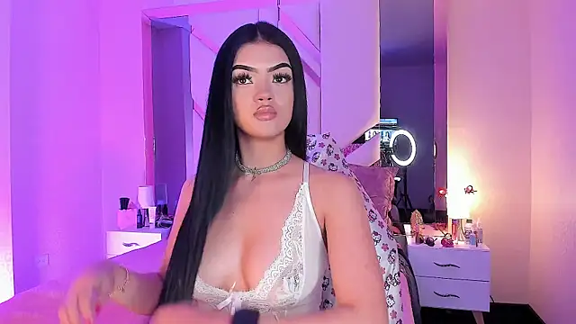 EmmaStonns online show from 11/29/25, 08:23