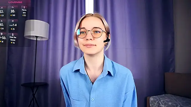 EdaKirkIin online show from 10/01/25, 06:41