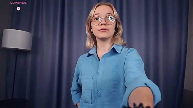 EdaKirkIin online show from 10/08/25, 06:11