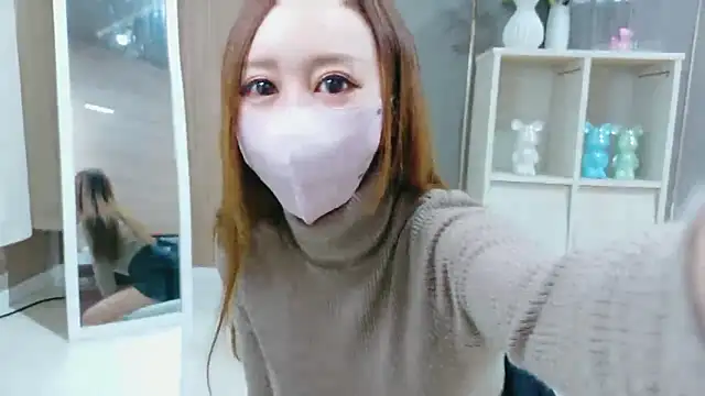 Snapshot of Xoxo__RUKA__xoxO chatting on 10/15/25, 05:18 Xoxo  RUKA  xoxO online show from 10/15/25, 05:18