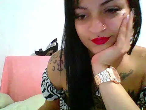 Snapshot of lexxie_emma chatting on 10/15/25, 02:44 lexxie emma online show from 10/15/25, 02:44