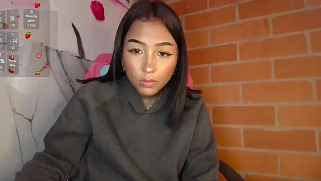 kitty moon1 online show from 09/09/25, 10:31