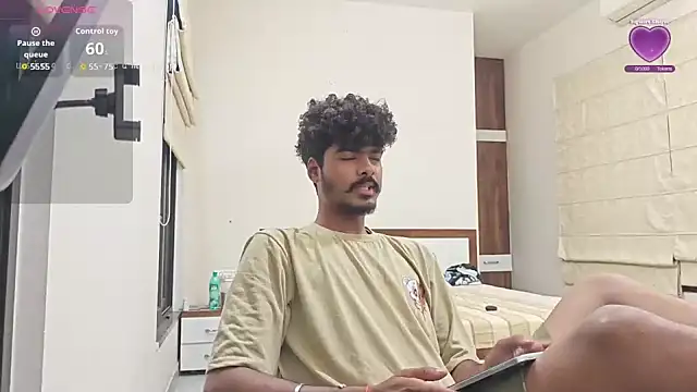 Snapshot of mrbuddy85 chatting on 09/08/25, 05:23 mrbuddy85 online show from 09/08/25, 05:23