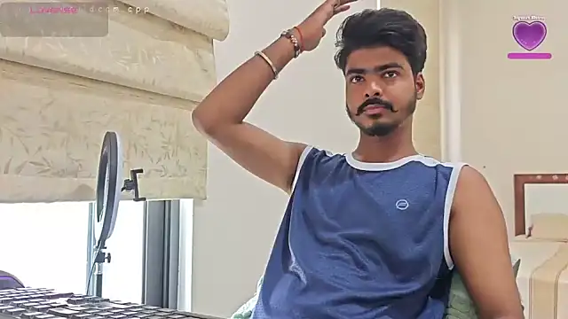 Snapshot of mrbuddy85 chatting on 10/16/25, 09:21 mrbuddy85 online show from 10/16/25, 09:21