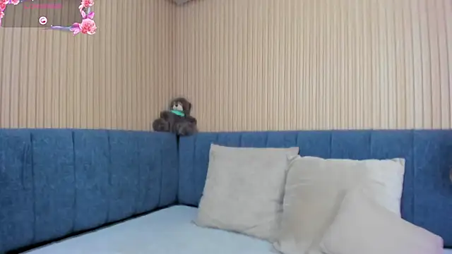 angel ponce online show from 11/05/25, 07:14