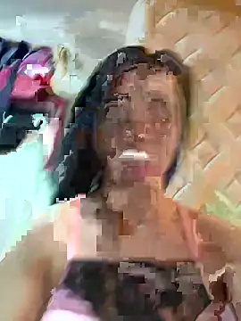 hotqueen02 online show from 04/26/26, 07:39