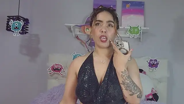 Snapshot of _Aiitanaa_ chatting on 10/28/25, 05:11  Aiitanaa  online show from 10/28/25, 05:11