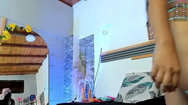 Sarita  love online show from 10/12/25, 01:59