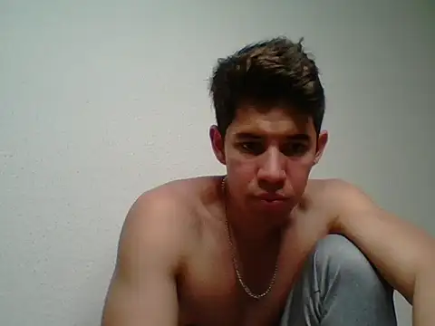 Maxtaylor18 online show from 10/08/25, 02:31