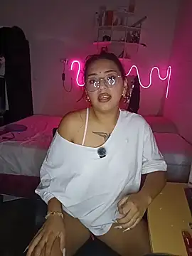 SoftLady S33 online show from 03/23/26, 09:52