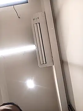 Snapshot of VJ17 chatting on 09/14/25, 05:17 VJ17 online show from 09/14/25, 05:17