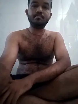 Snapshot of VJ17 chatting on 10/06/25, 05:49 VJ17 online show from 10/06/25, 05:49