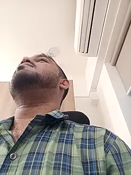 VJ17 online show from 04/08/26, 05:18