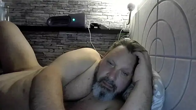 Snapshot of BigMan738@xh chatting on 05/25/26, 10:27 BigMan738xh online show from 05/25/26, 10:27