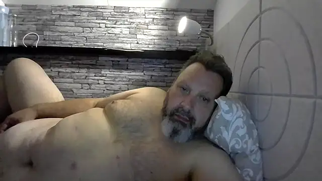 Snapshot of BigMan738@xh chatting on 06/07/26, 11:08 BigMan738xh online show from 06/07/26, 11:08
