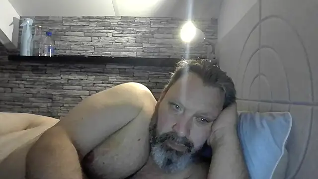 Snapshot of BigMan738@xh chatting on 06/22/26, 10:40 BigMan738xh online show from 06/22/26, 10:40