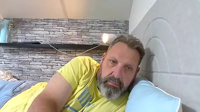 Snapshot of BigMan738@xh chatting on 07/22/26, 06:54 BigMan738xh online show from 07/22/26, 06:54