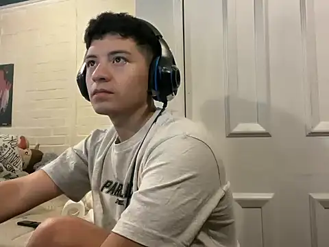 feeelipe2007 online show from 09/10/25, 02:55