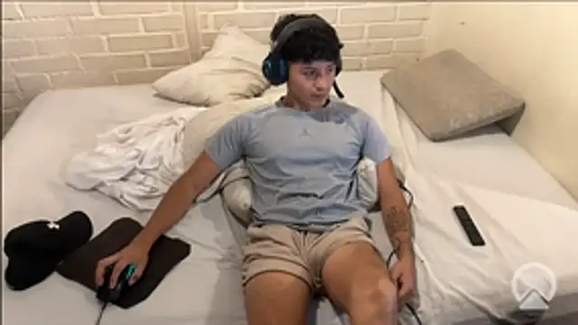 feeelipe2007 online show from 02/11/26, 11:10