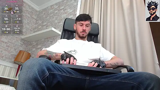 JonahShaw online show from 11/01/25, 05:42