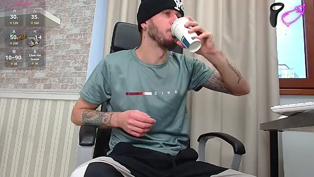 JonahShaw online show from 11/18/25, 05:23